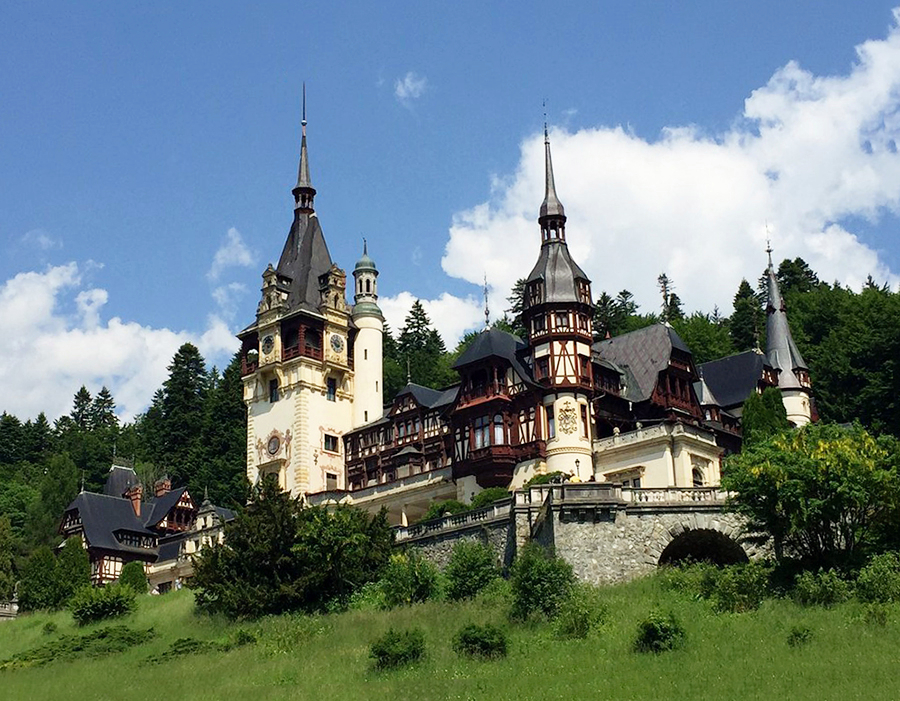 ../Images/HSU,CHIA-LING.Romania.Peles Castle (19).jpg